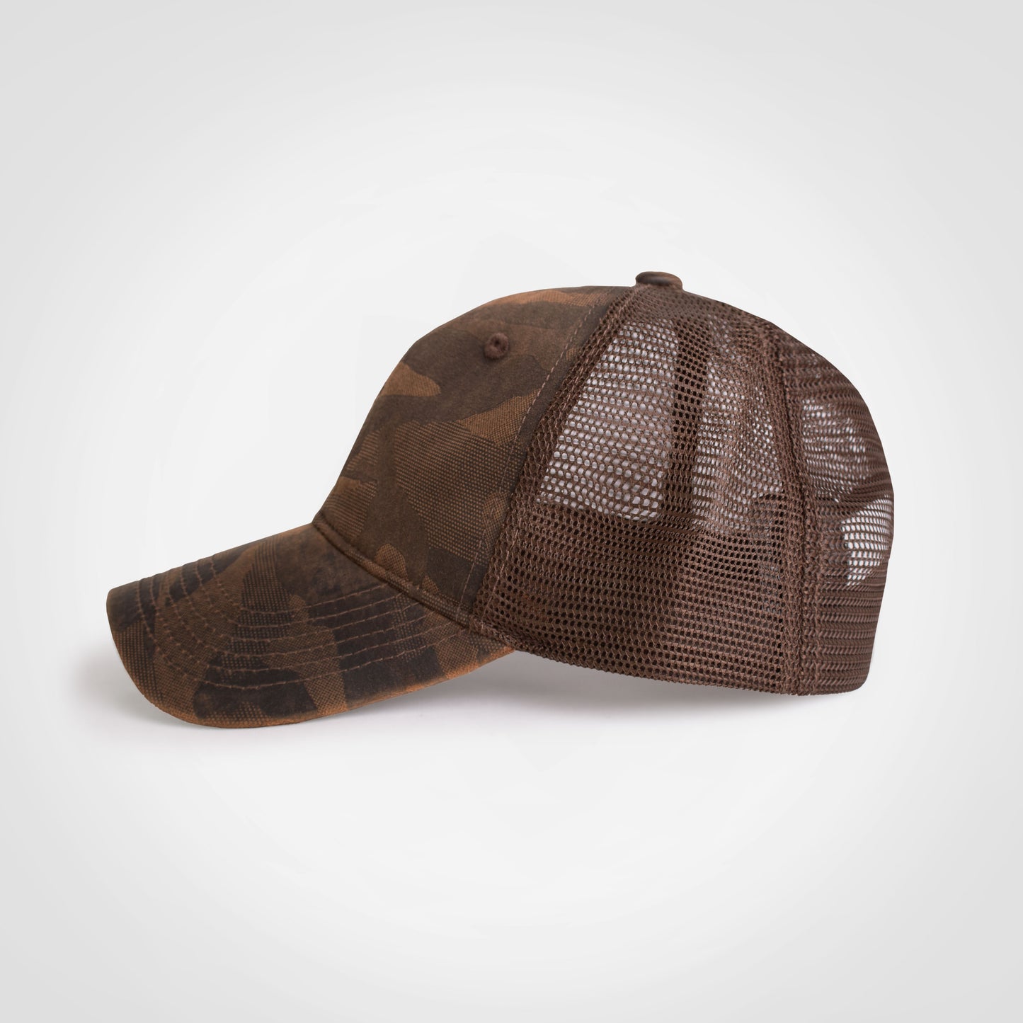 Oilskin camo trucker cap